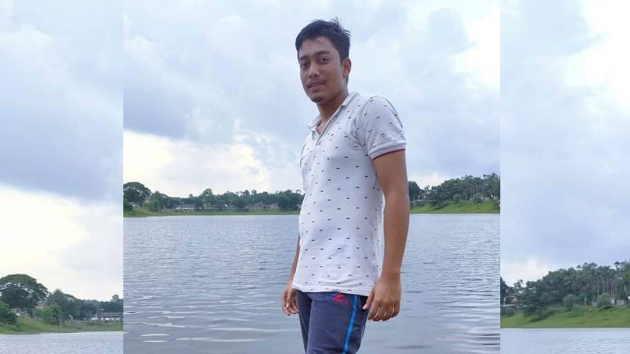 কেটে গেল একটা দিন! গঙ্গা চষে ফেলেও দেখা মিলল না আইনের ছাত্রের...