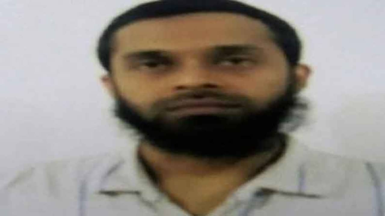 বাংলাদেশে ফাঁসি হল জেএমবি জঙ্গি আসাদ ওরফের পনিরের