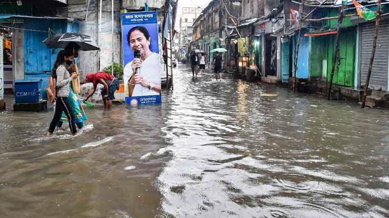 Weather: কতদিন এমনই 'নাছোড়' বৃষ্টি? জানিয়ে দিল হাওয়া অফিস