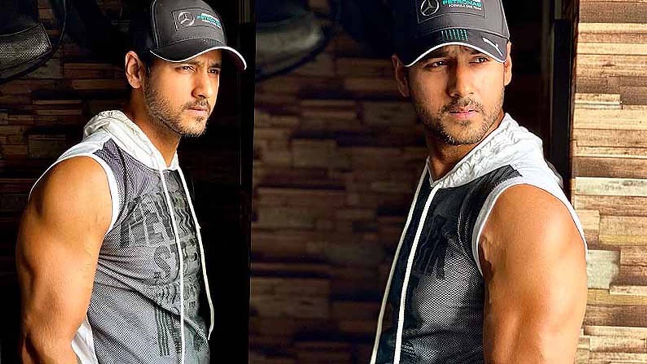 Yash Dasgupta: ইঙ্গিতবাহী পোস্ট চলছে অনবরত! অধিকার বাঁচিয়ে রাখতে বলছেন যশ