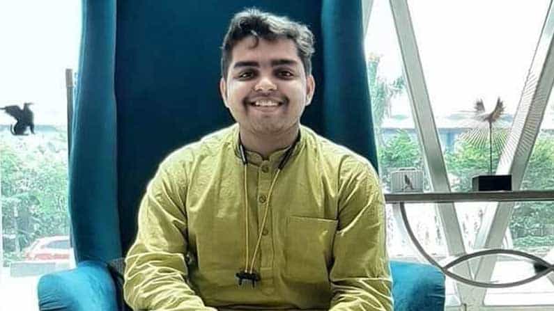 বলিউডের প্রথম কাজের শুটিং শেষ, কেক কেটে শুভেচ্ছা অরিত্রকে বলিউডের প্রথম কাজের শুটিং শেষ, কেক কেটে শুভেচ্ছা অরিত্রকে