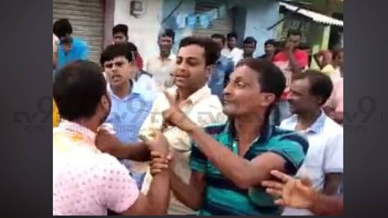 ছিঃ! গৃহনির্মাণেও দুর্নীতি, প্রতিবাদে আক্রান্ত সিপিএম, নীরব ঘাসফুল