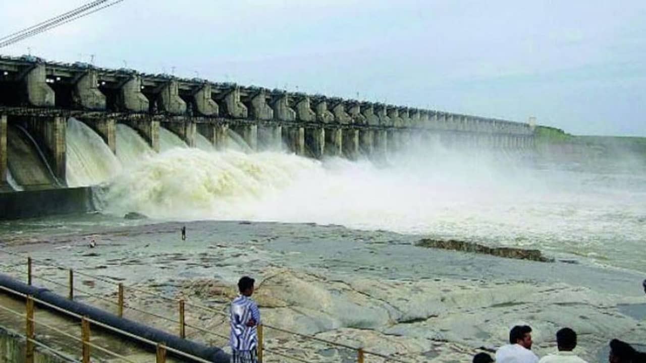 অন্তত ৩-৪ দিন জল ছাড়া বন্ধ রাখা হোক, ডিভিসিকে চিঠি দিয়ে আবেদন রাজ্যের