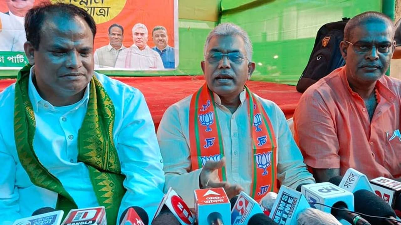 মানুষের কথা বললেই বিচ্ছিন্নতাবাদী? পৃথক রাজ্যের দাবি অবৈধ নয়: দিলীপ