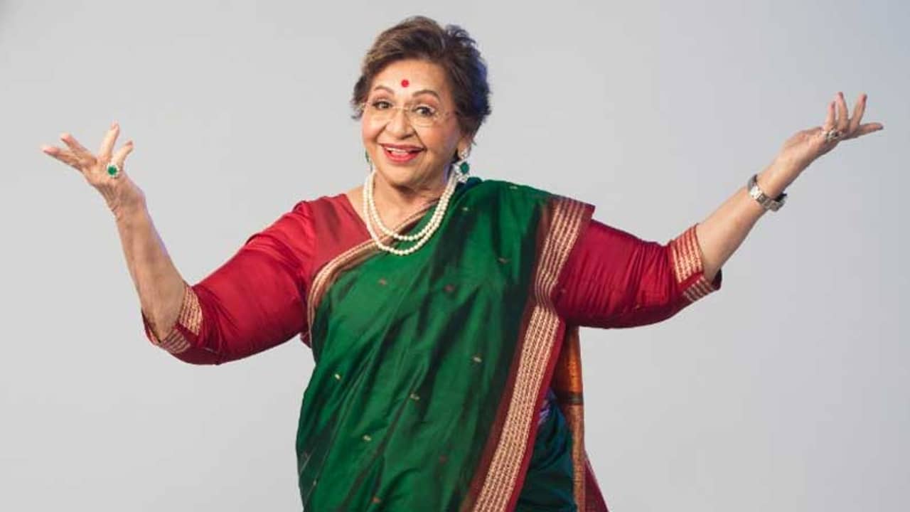 রিয়ালিটি শোয়ের মঞ্চে অতিথি হেলেন, মিঠুন শেয়ার করলেন পুরনো স্মৃতি