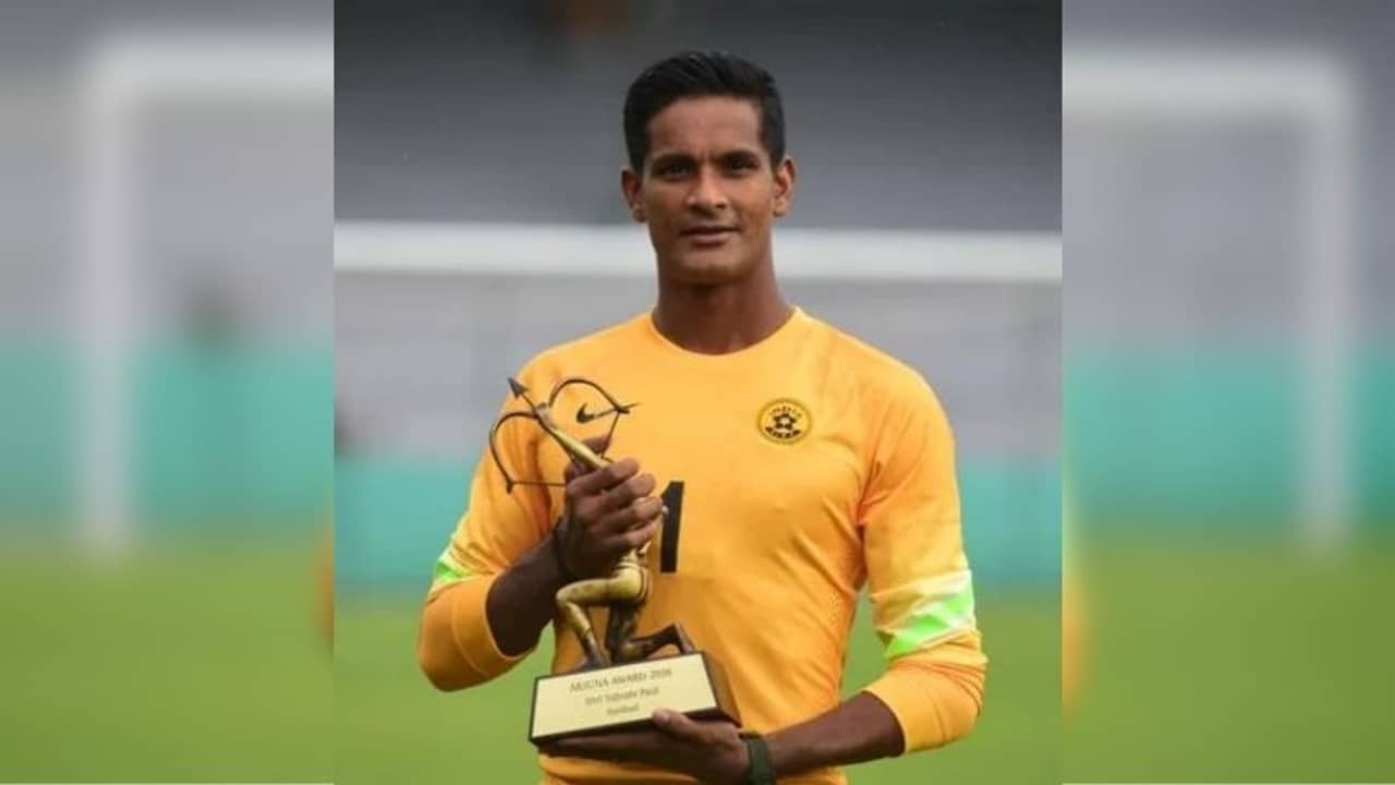 শংসাপত্রে সুব্রত পালের সই