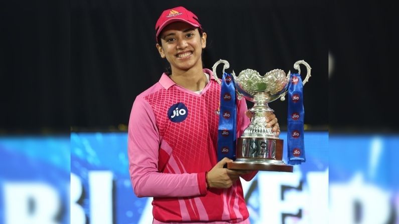 Smriti Mandhana: ৫-৬ দলের মেয়েদের আইপিএল হোক চাইছেন স্মৃতি Smriti Mandhana: ৫-৬ দলের মেয়েদের আইপিএল হোক চাইছেন স্মৃতি