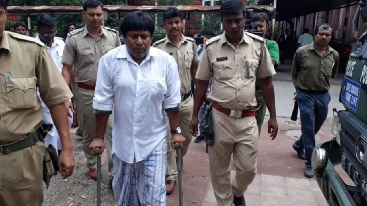 বিষমদ খেয়ে মৃত্যু হয়েছিল ১৭৩ জনের, খোঁড়া বাদশার আমৃত্যু কারাদণ্ডের নির্দেশ আদালতের