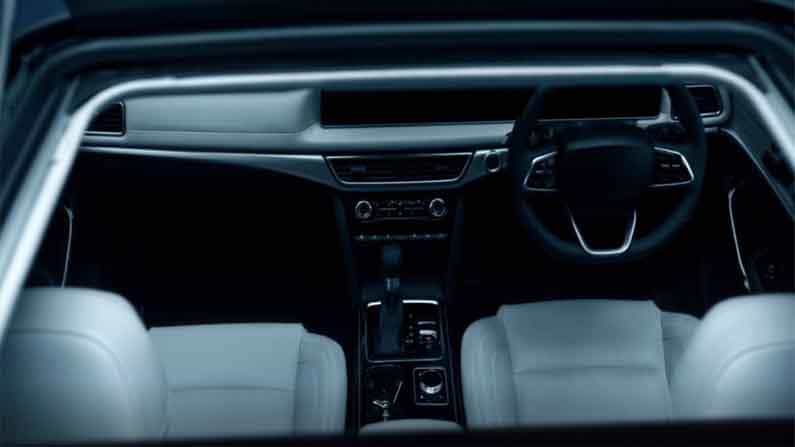 Mahindra XUV700: কেমন হবে এই প্রিমিয়াম এসইউভি-র ইন্টিরিয়র ডিজাইন? কী কী ফিচারই বা থাকবে Mahindra XUV700: কেমন হবে এই প্রিমিয়াম এসইউভি-র ইন্টিরিয়র ডিজাইন? কী কী ফিচারই বা থাকবে