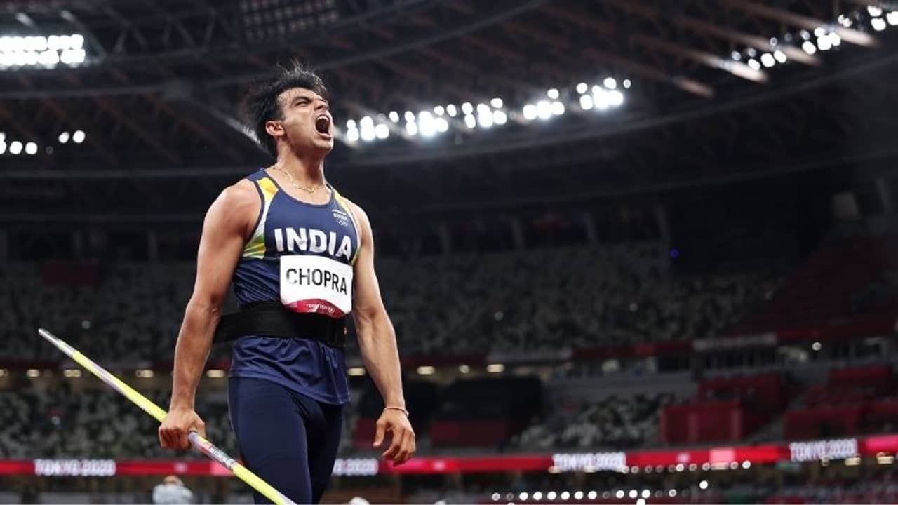 NEERAJ CHOPRA : নীরজের জ্বর, করোনা রিপোর্ট কী?