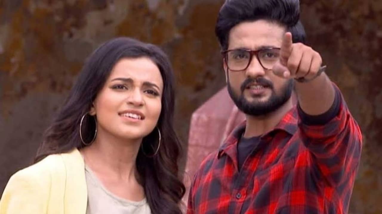 অন্বেষার নামে ভুয়ো রটনা, সাবধান করলেন অভিনেত্রী