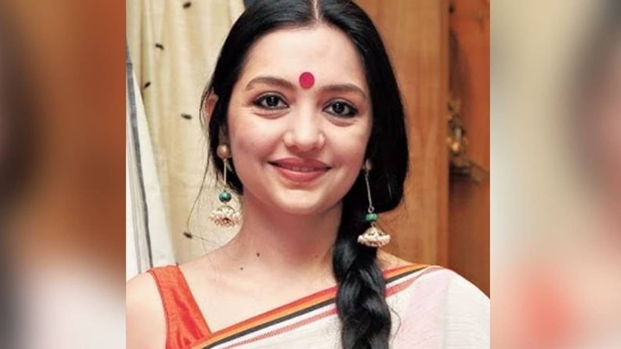 মুগা-বালুচরি...শাড়িতেই ভরসা জুনের, দিলেন ঐতিহ্য বাঁচানোর ডাক