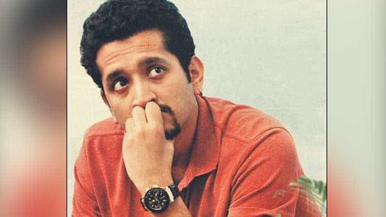 ‘মানিকতলা’র সঙ্গে ছবি ছিল না, অনেক পরে বুঝলেন পরমব্রত, কে এই ‘মানিকতলা’? ‘মানিকতলা’র সঙ্গে ছবি ছিল না, অনেক পরে বুঝলেন পরমব্রত, কে এই ‘মানিকতলা’?