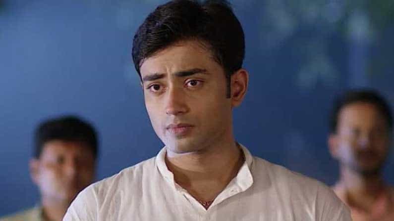 শুটিংয়ের মাঝে রাহুল দেব বসুর ফুচকা প্রেম, সঙ্গী কে? শুটিংয়ের মাঝে রাহুল দেব বসুর ফুচকা প্রেম, সঙ্গী কে?