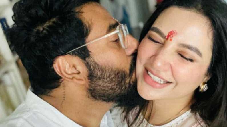 প্রতিটি মুহূর্তে ম্যাজিকের খোঁজে রাজ-শুভশ্রী, সঙ্গী কারা? প্রতিটি মুহূর্তে ম্যাজিকের খোঁজে রাজ-শুভশ্রী, সঙ্গী কারা?