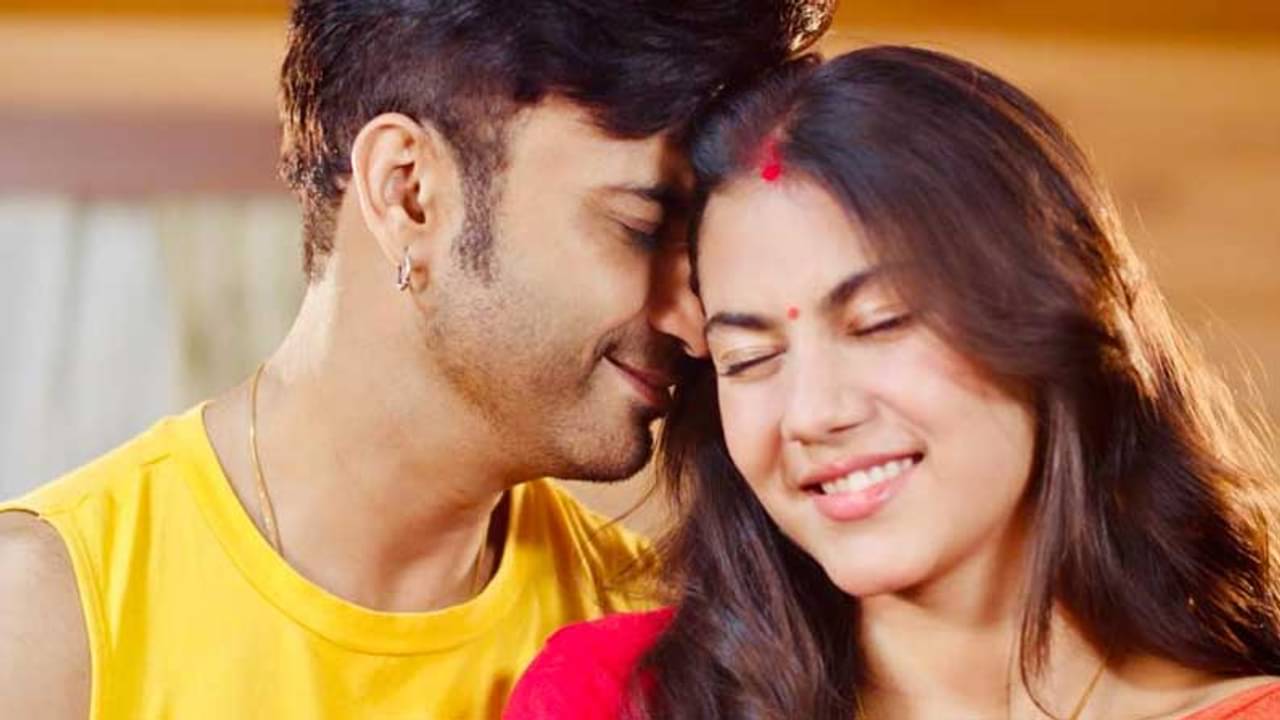 ১২ বছর আগে যিনি ছিলেন মেয়ে, তিনি এখন সম্রাটের স্ত্রী!