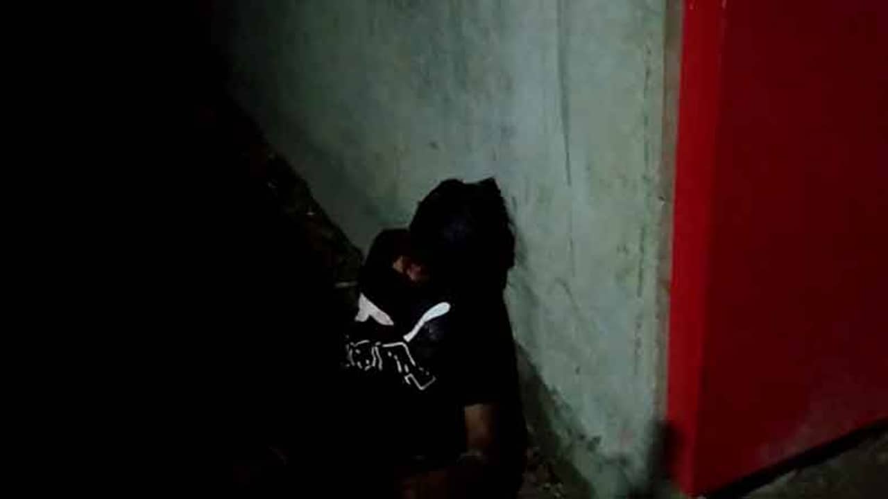 রক্তাক্ত অবস্থায় কাতরাচ্ছেন যুবক, পাশে মদের বোতল! দূরে বাইকের দিকে তাকাতেই চোখ পড়ে অপর যুবকের দিকে...