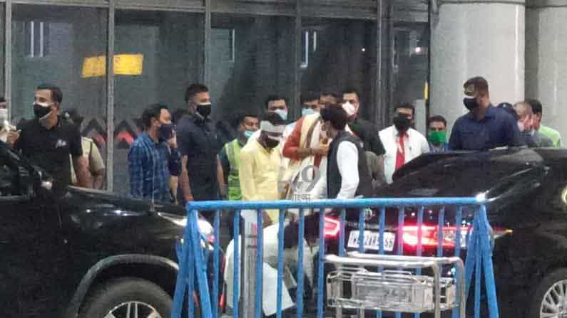 সুদীপের মাথায় চোট, জয়ার গালে আঘাত! এসএসকেএম-এ চিকিত্সা শেষে ফের ওঁদের 'টার্গেট' ত্রিপুরা সুদীপের মাথায় চোট, জয়ার গালে আঘাত! এসএসকেএম-এ চিকিত্সা শেষে ফের ওঁদের 'টার্গেট' ত্রিপুরা
