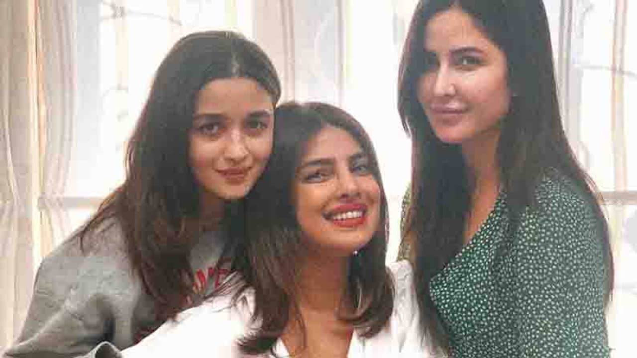 ৫০টি জুম কলের পর রোড ট্রিপে যাচ্ছেন রণবীরের বর্তমান ও এক্স প্রেমিকা ক্যাটরিনা-আলিয়া, সঙ্গী প্রিয়াঙ্কা চোপড়া