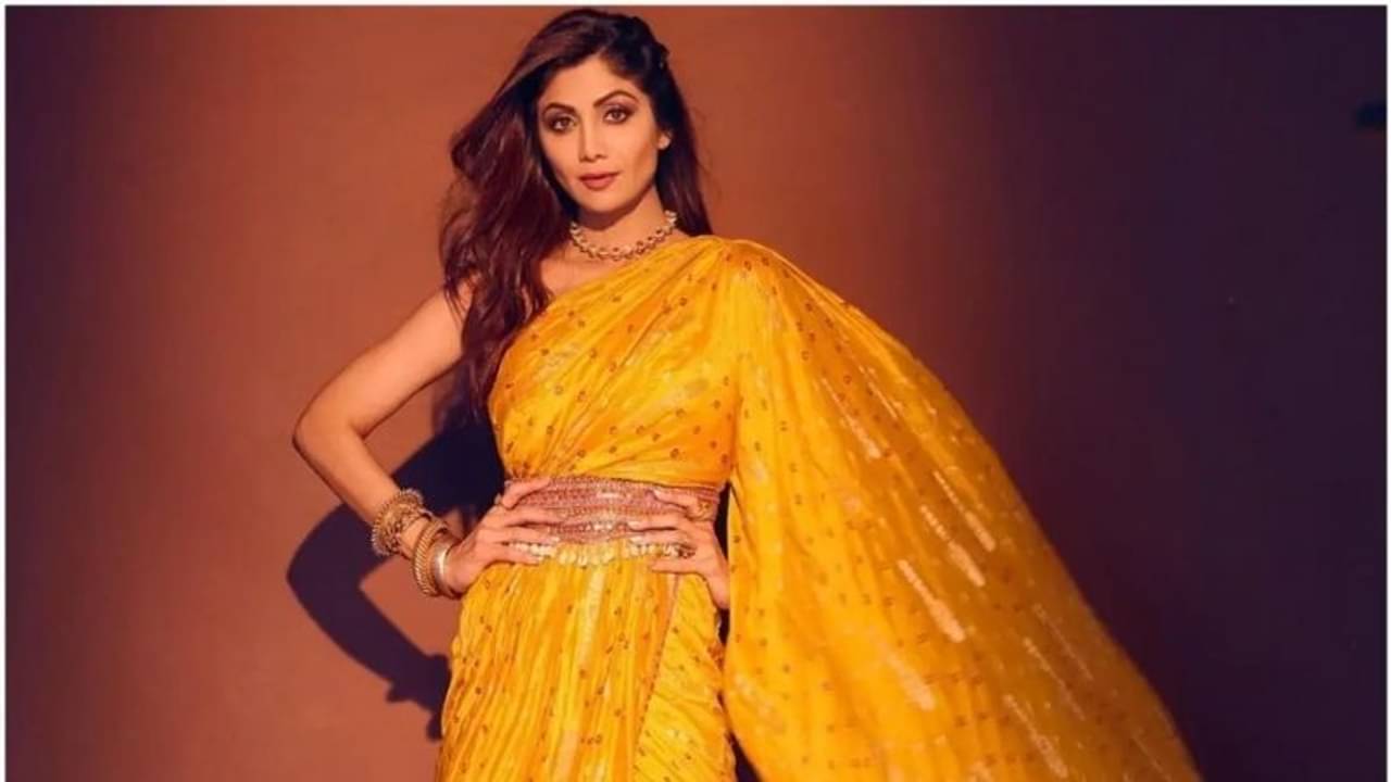 Shilpa Shetty Fashion: ক্যামেরার সামনে ফিরেই নিজের সাজে চমক লাগিয়ে দিলেন শিল্পা শেট্টি
