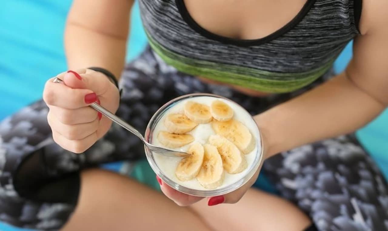 Weight loss: স্লিম হতে গিয়ে কি স্ন্যাকিংয়ে কিছু ভুল করছেন? তাহলে সাবধান হোন এখনই