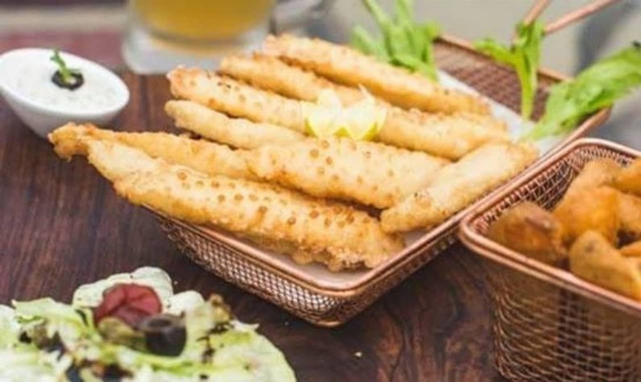 International Beer Day Special: বৃষ্টির দিনে আড্ডার আসর জমাতে বানিয়ে ফেলুন বিয়ার ব্যাটার ফিস ফিঙ্গার!