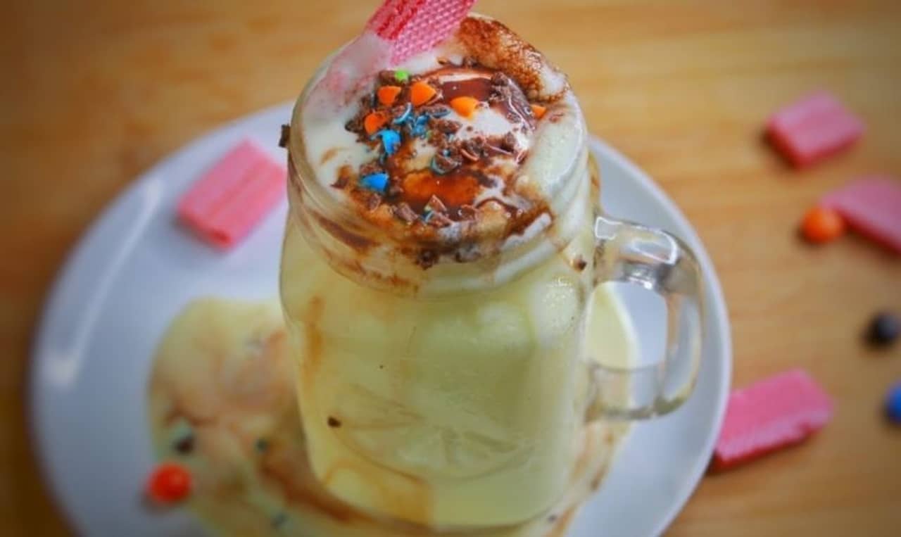 Recipe: দুধের স্বাদ এবার কাস্টার্ড মিল্কশেকেই মেটান, রইল রেসিপি