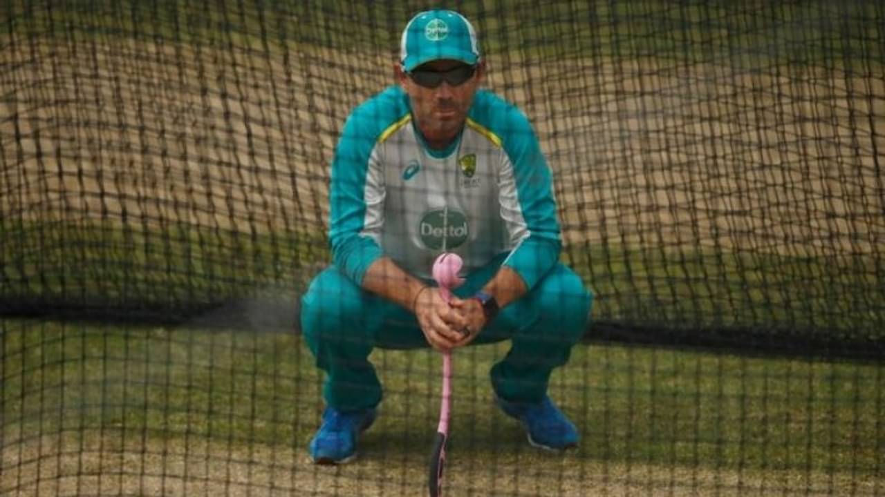 বাংলাদেশের কাছে সিরিজ হেরে সংঘাতে জড়ালেন ল্যাঙ্গার