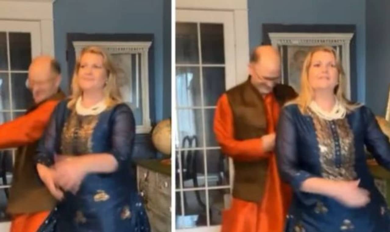 Viral Video: ভারত থেকে যাওয়ার ইচ্ছে আর নেই! বলিউড প্রেমে মশগুল ডান্সিং ড্যাড