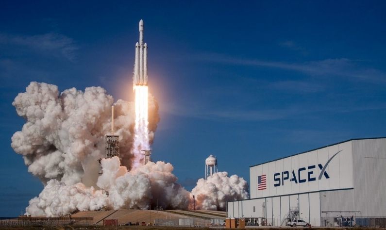 Falcon-9  রকেট উত্‍‌ক্ষেপনের আগে টেস্ট-ফায়ারে সফল SpaceX! আশা দেখছে নাসা