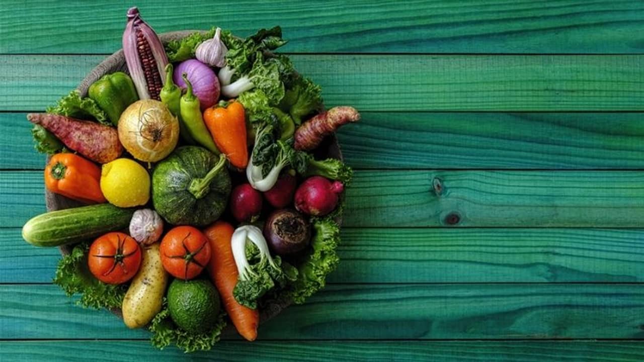 Healthy Diet: কোন কোন খাবার স্বাস্থ্যকর খাবারের পর্যায়ে পড়ে?