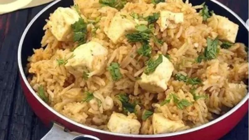 Paneer Pulao Recipe: রান্না করতে পারেন না? তাও বাড়িতে বসে বানিয়ে ফেলুন সুস্বাদু পনিরের পোলাও