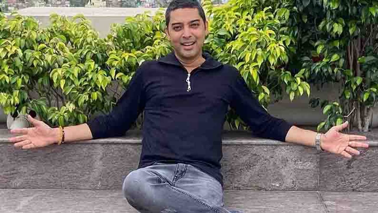 টিকটকের পর নতুন নেশায় মেতেছেন ভাস্বর; সহ-শিল্পীদের থেকেই হাতেখড়ি!