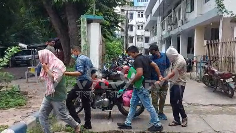 'ডাটা এন্ট্রির কাজ করিয়ে টাকাও দিত, এরপরই আসত আইনি চিঠি, ফেরত নিত দ্বিগুণ টাকা', ভয়ঙ্কর জালিয়াতির ফাঁদ শহরে