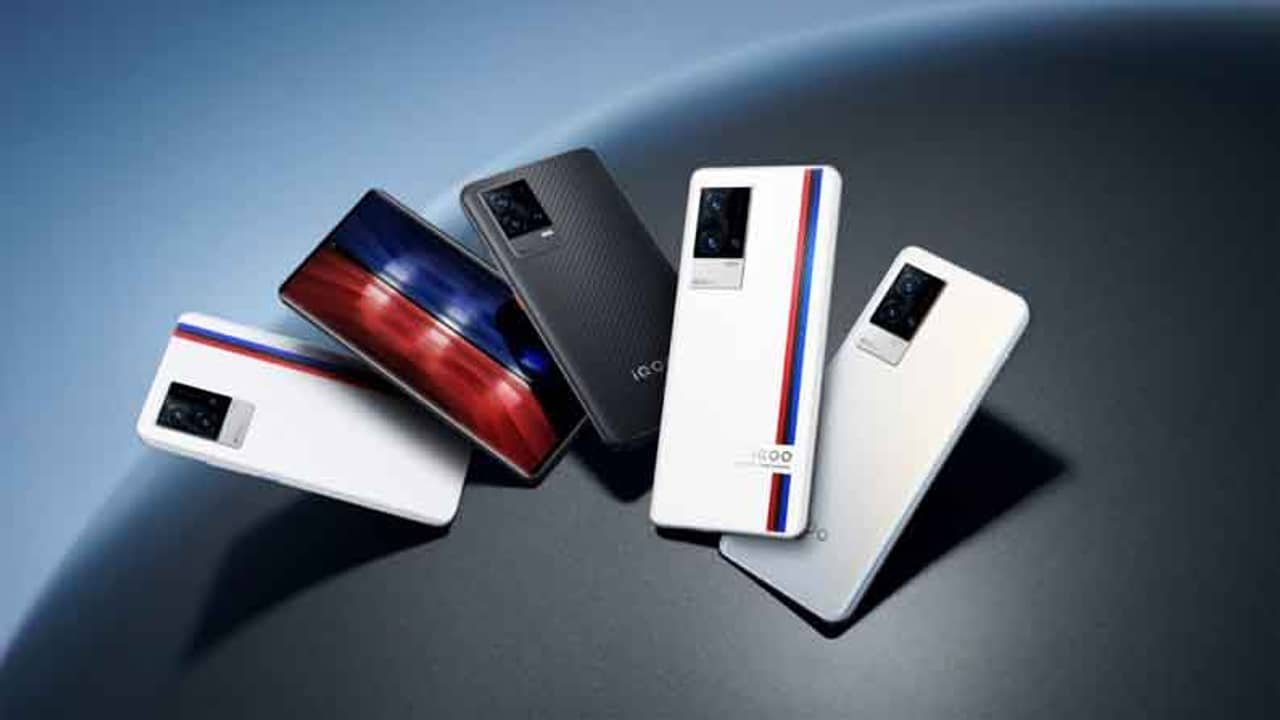 iQoo 8 Series: লঞ্চ হয়েছে iQoo ৮ সিরিজের নতুন দুটি ফোন iQoo ৮ এবং iQoo ৮ প্রো