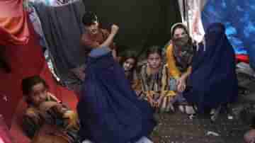 সম্মান করতে জানে না ওরা, তালিবানি প্রশিক্ষণের অছিলায় খাঁচাবন্দি আফগান মহিলারা