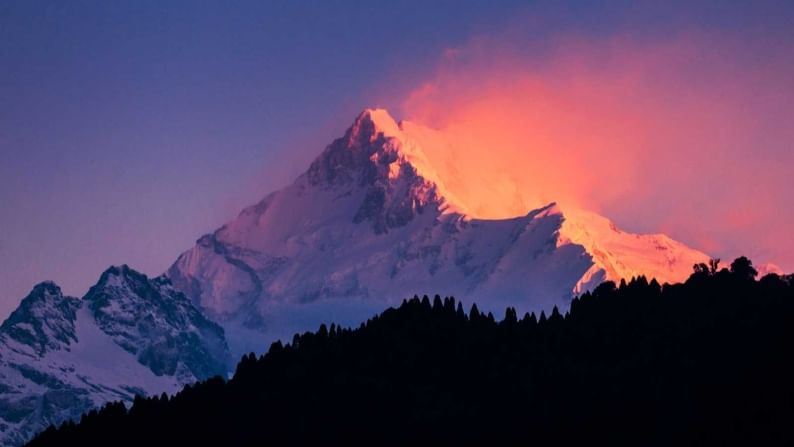 MOUNTAIN PEAKS IN INDIA: প্যান্ডেমিকের পরেই ট্রেকিং! এক ঝলকে দেখে নিন দেশের সর্বোচ্চ ৫টি পর্বত..