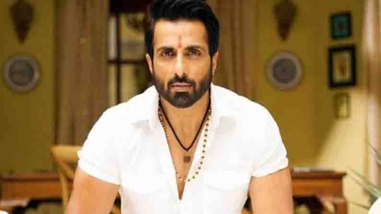 টেলিভিশনের পর্দায় সোনু সুদ; থাকছে ভারতের আশ্চর্য ঘটনা নিয়ে নানা গল্প