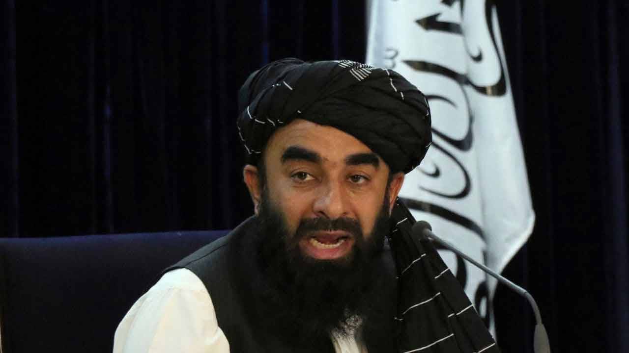 সকলের নাকের ডগাতেই এত বছর ছিলাম, আফগান-মার্কিন বাহিনীকে বোকা বানানোর গল্প শোনালেন তালিব মুখপাত্র