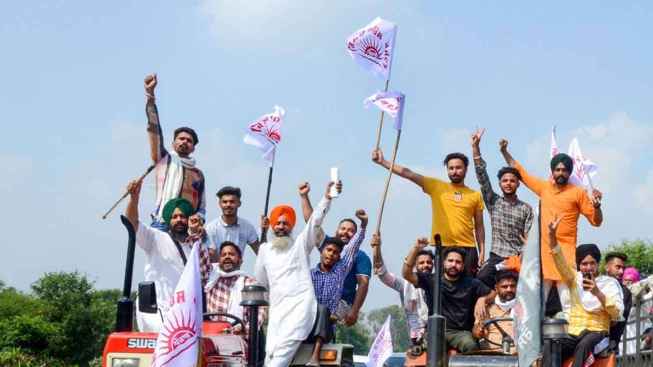 1 year of Farmers Protest: বছর পার হল কৃষক আন্দোলনের, দিনভর কর্মসূচির পরিকল্পনা দেশজুড়ে, বাড়ানো হল নিরাপত্তাও