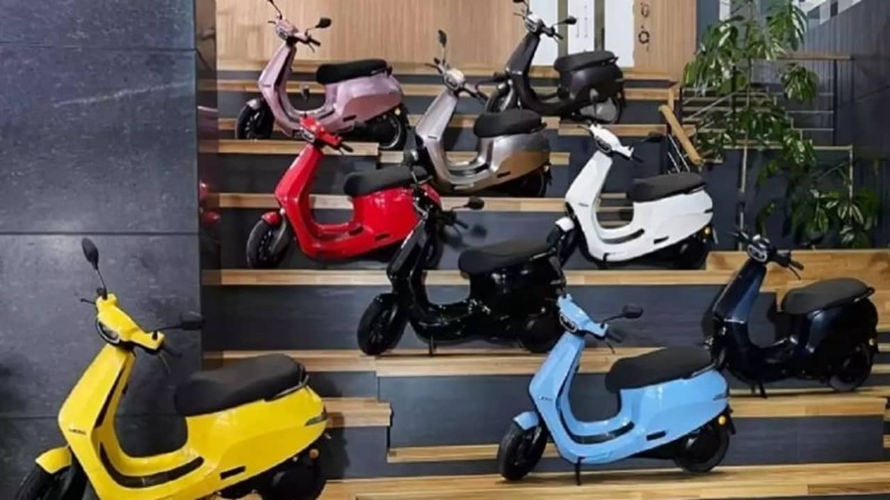 Ola Electric Scooter: বাড়িতে বসেই কীভাবে ওলার এই ইলেকট্রিক স্কুটারের ডেলিভারি পাবেন, জেনে নিন