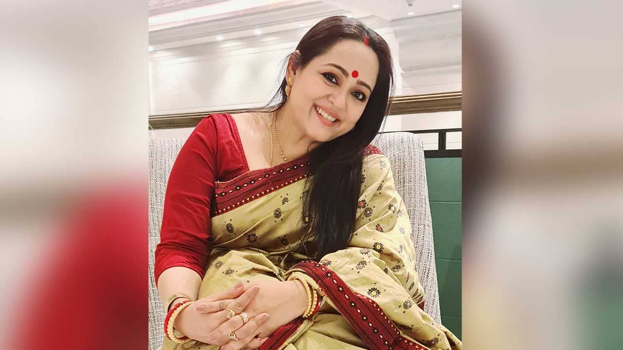 Aparajita Adhya: ‘প্রাক্তন’-এর স্মৃতিতে বিভোর অপরাজিতা আঢ্য!