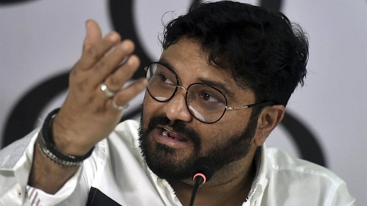 Babul Supriyo: ছাড়তে চেয়েও পারছেন না বাবুল! কেন?