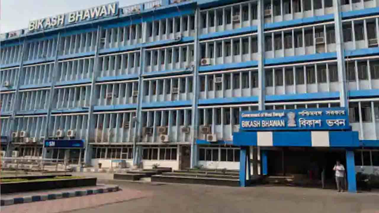 Primary Education: বড়সড় রদবদল! একসঙ্গে বদলে গেল ২১ জেলার চেয়ারপার্সন