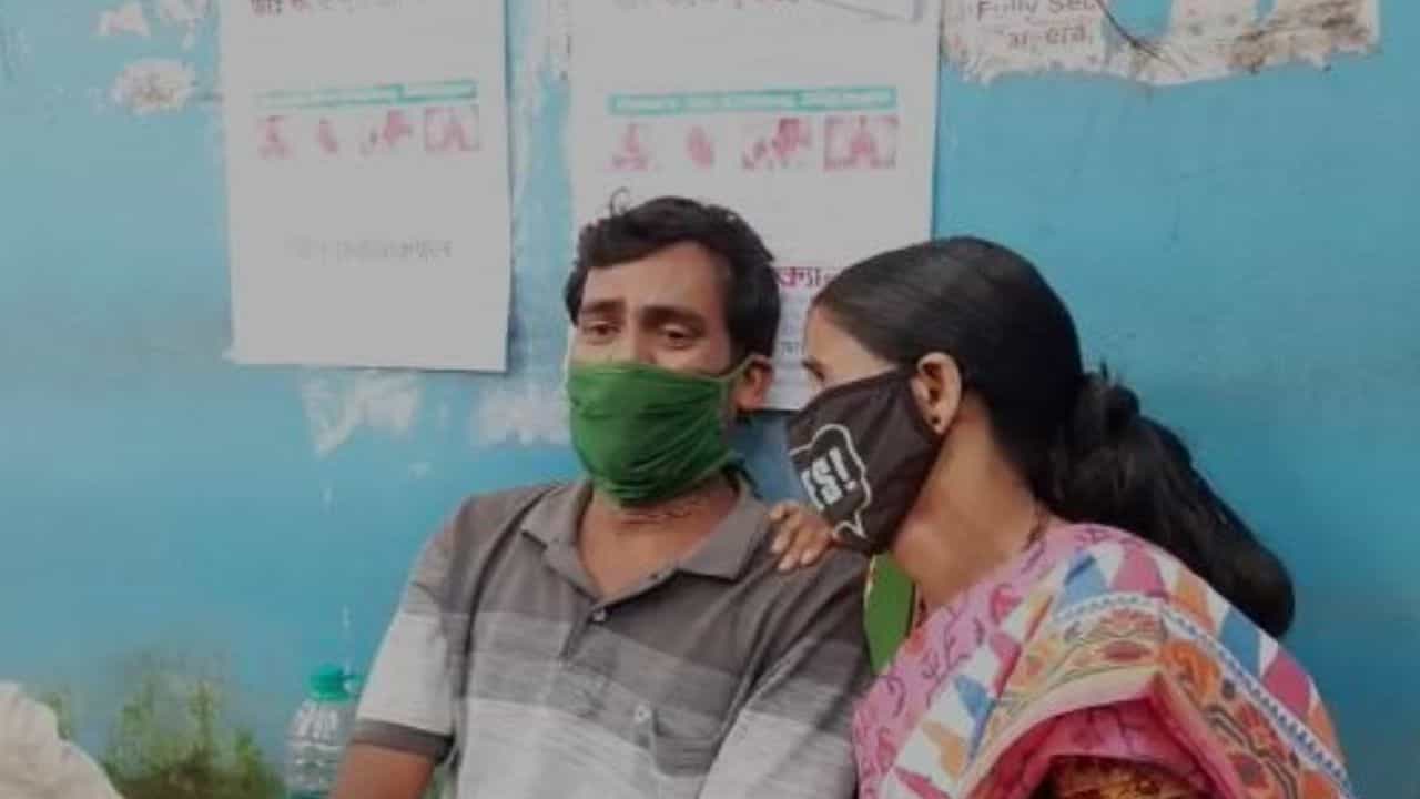 Unknown Fever: কখনও হার্ট অ্যাটাক, কখনও হাই সুগার, অজানা জ্বরে নাবালিকার মৃত্যুতে বিভ্রান্ত পরিবার! Unknown Fever: কখনও হার্ট অ্যাটাক, কখনও হাই সুগার, অজানা জ্বরে নাবালিকার মৃত্যুতে বিভ্রান্ত পরিবার!