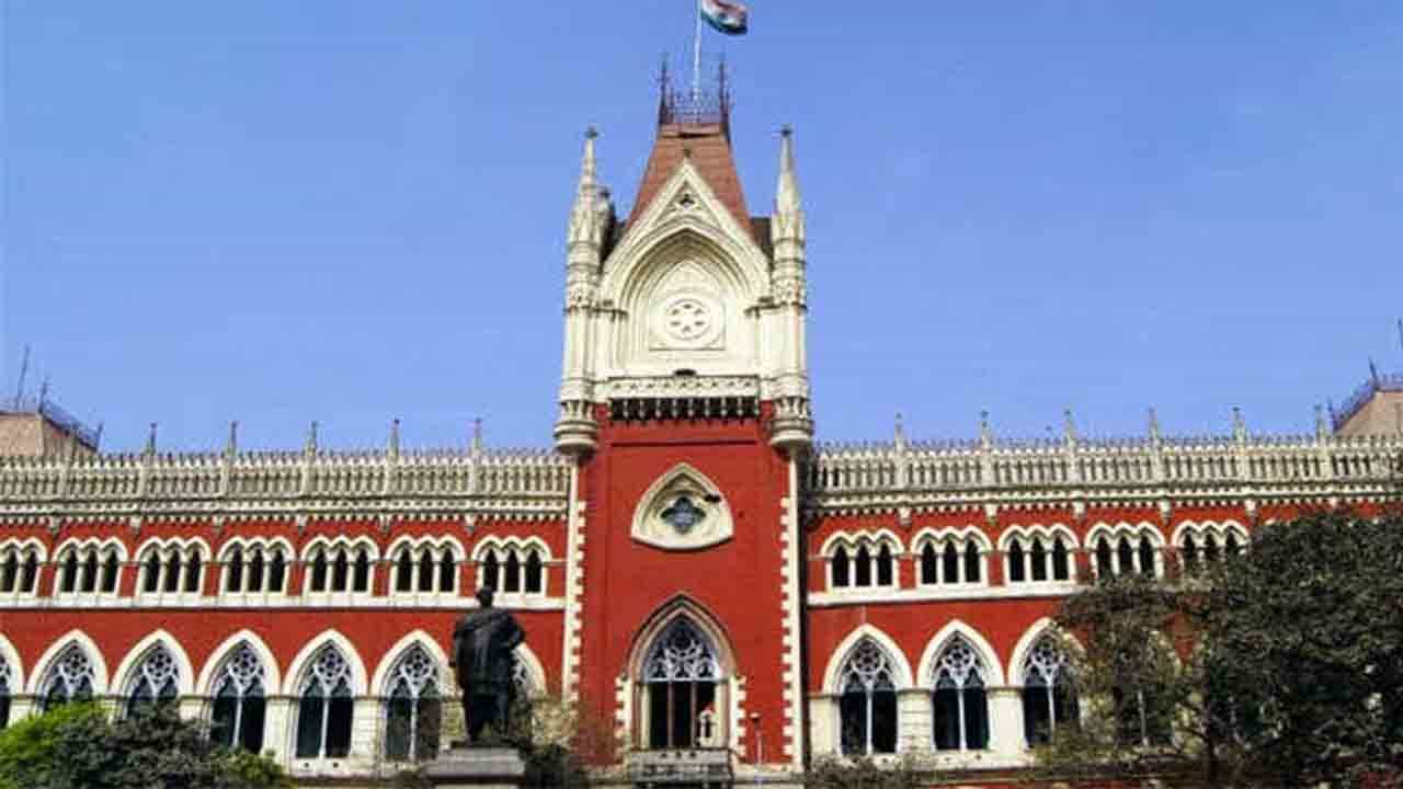 Shitalkuchi: শীতলকুচি গুলি-কাণ্ডে কেন্দ্র ও রাজ্য উভয়ের কাছে হলফনামা তলব করল আদালত Shitalkuchi: শীতলকুচি গুলি-কাণ্ডে কেন্দ্র ও রাজ্য উভয়ের কাছে হলফনামা তলব করল আদালত