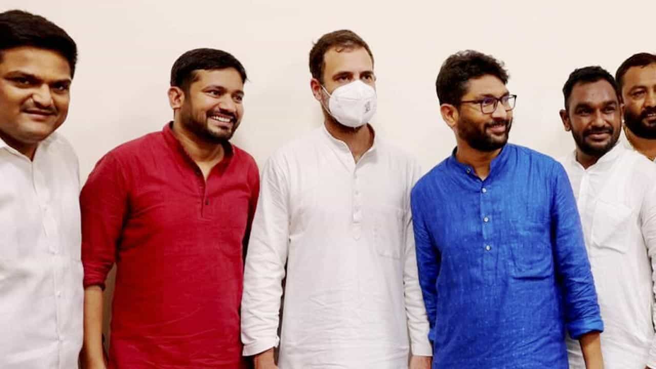 Kanhaiya Kumar Joins Congress: রাহুলের 'হাত' ধরে কংগ্রেসে যোগ দিলেন কানহাইয়া-জিগনেশ