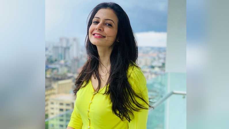 Koel Mallick: যেখানেই যান, এই বিশেষ জিনিসটি কোয়েলের সঙ্গেই থাকে!