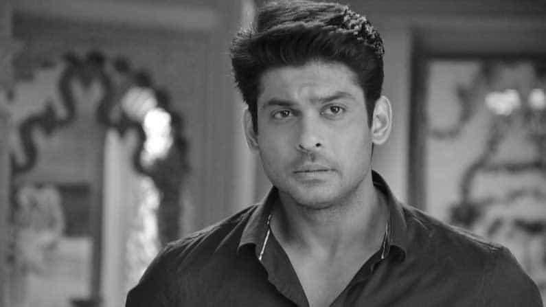ছেলেকে শেষ বিদায় জানাতে শ্মশানে গেলেন সিদ্ধার্থর মা, ভাইরাল হল ভিডিয়ো