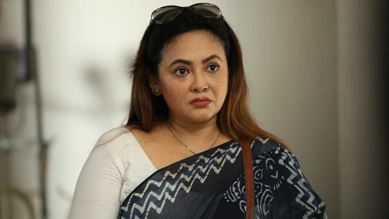 Sreelekha Mitra: পুরুষতান্ত্রিক সমাজে 'সিঙ্গল নারী' হওয়াটাই একটা ভুল কাজ, বললেন শ্রীলেখা Sreelekha Mitra: পুরুষতান্ত্রিক সমাজে 'সিঙ্গল নারী' হওয়াটাই একটা ভুল কাজ, বললেন শ্রীলেখা